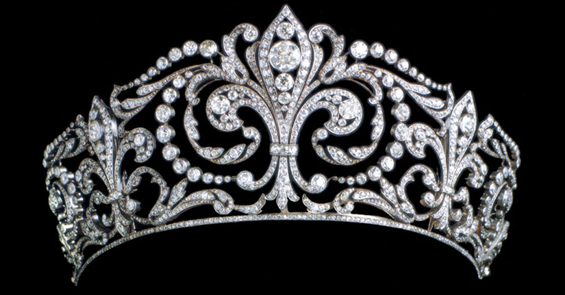 Joyas de la corona española: La Tiara de la Flor de Lis